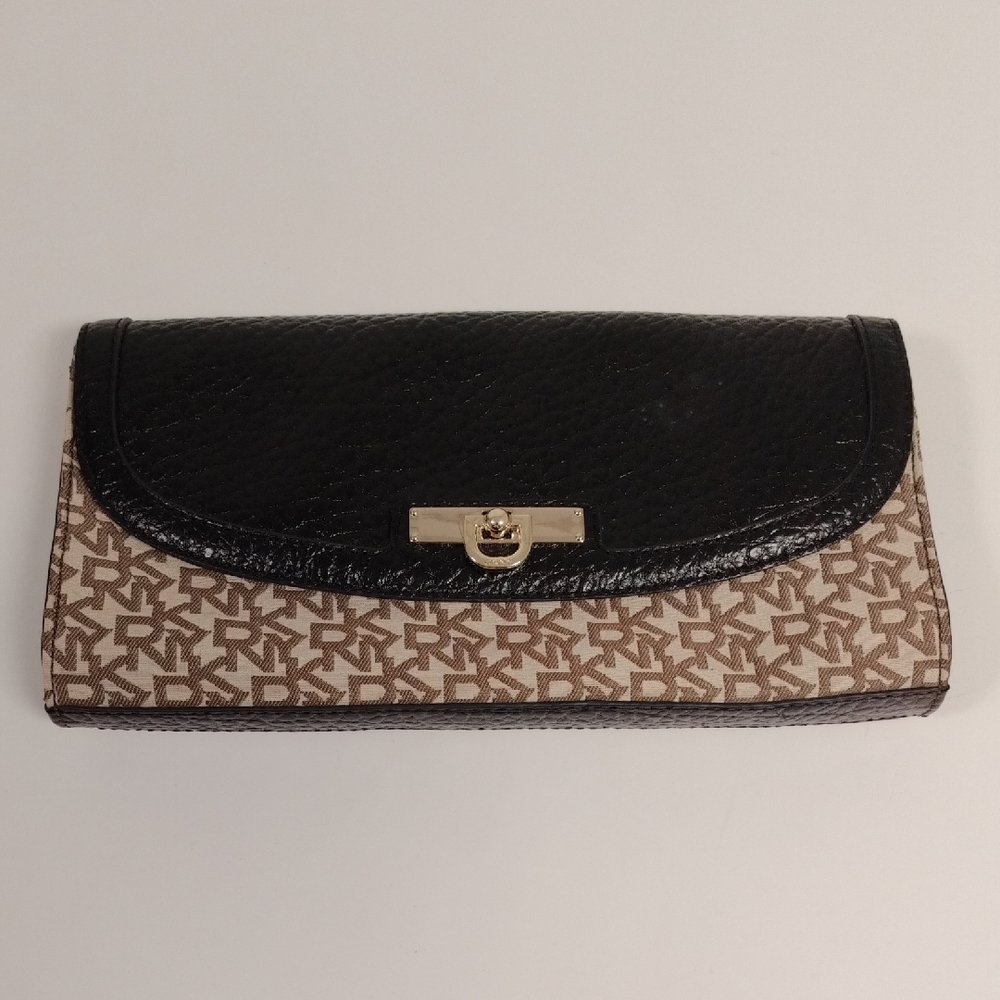 2/$30 DKNY Black and Brown‎ Women's Clutch Purse